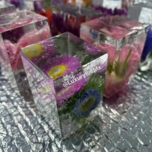 Cubo de Hielo con Flores